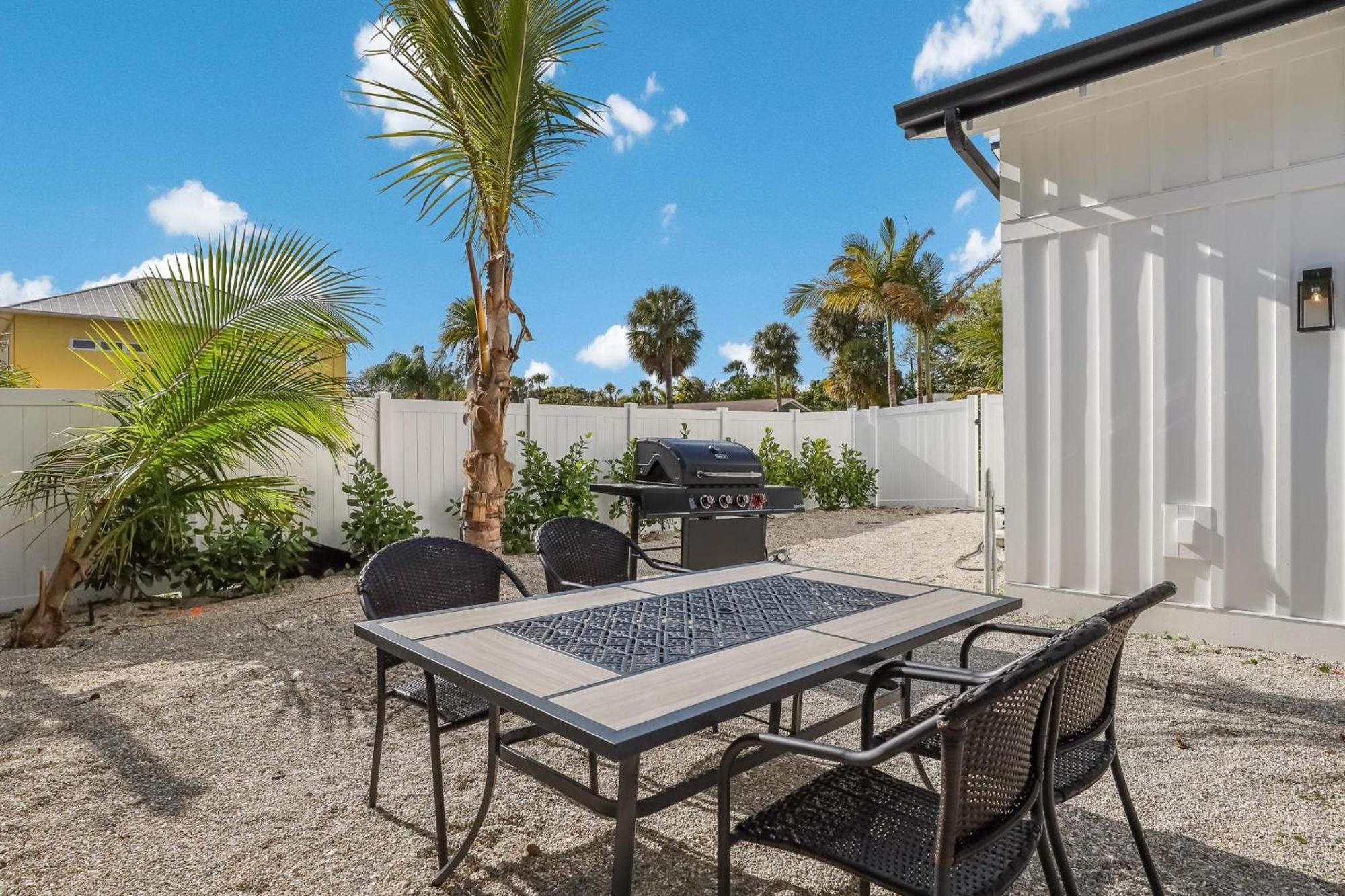 Villa Honey I'M Holmes Holmes Beach Exterior foto
